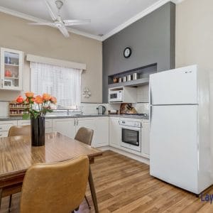 Kitchen dining picture at 31 Arundel Street Bayswater WA