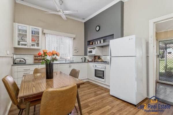 Kitchen dining picture at 31 Arundel Street Bayswater WA