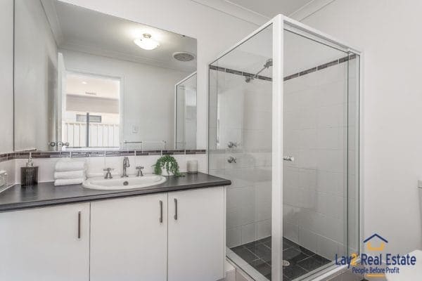 Ensuite