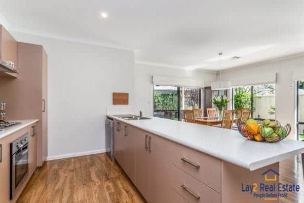Kitchen Bench Picture