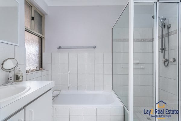 Bathroom picture at 3-146 Shakespeare Avenue Yokine WA 6060
