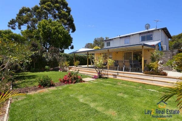 102 Hamilton Street Bassendean Wa back yard picture