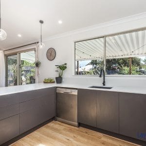 102 Hamilton Street Kitchen picture.