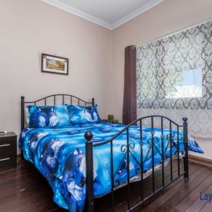 Bedromm picture at 21 Grafton Road Bayswater.