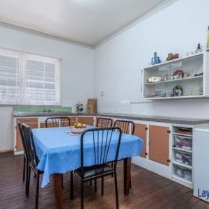 21 Grafton Road Bayswater kitchen picture.