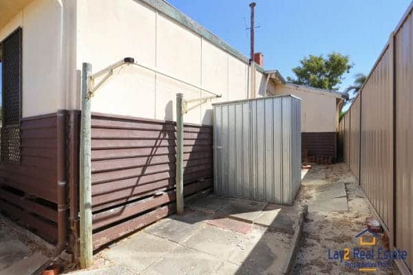 Rear of the property picture.