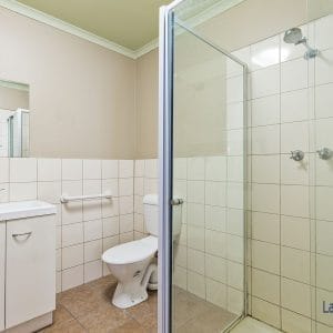 Bathroom Picture at 101 Garratt Road Bayswater WA
