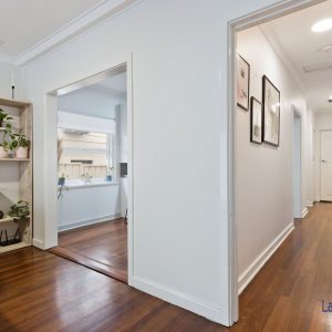 Entry picture into 13 Lawrence Street Bayswater WA