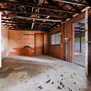 Garage - shed picture