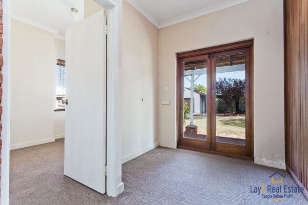 Picture of the study at 152 West Road Bassendean WA