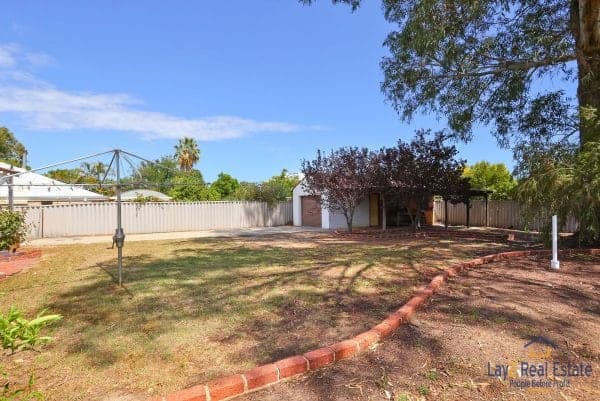 Rear yard picture