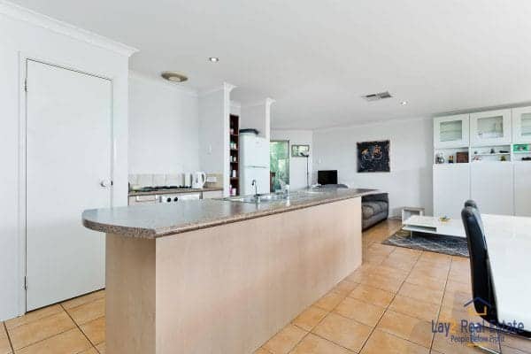 Kitchen Bench Picture