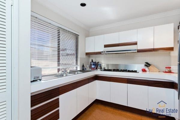 Kitchen Picture