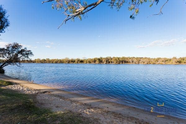 22 Constance Street Bayswater WA 6053 - Image 2