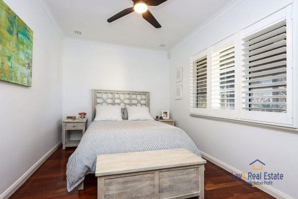 37 Avenell Road, Bayswater 6053.  Central Bayswater Location.  Character Cottage For Sale Near Train Station Shops and Cafes - Image 10
