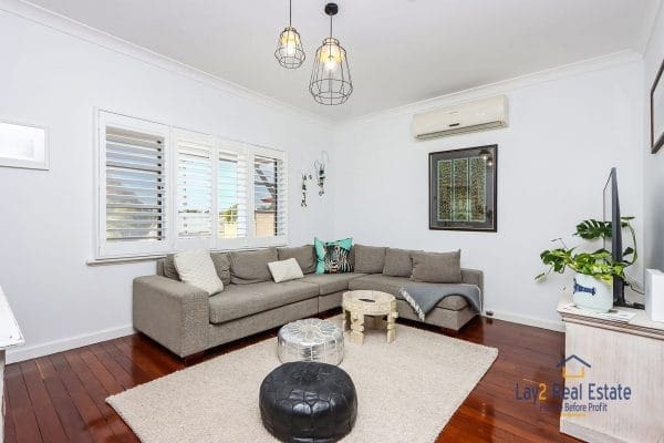 37 Avenell Road, Bayswater 6053.  Central Bayswater Location.  Character Cottage For Sale Near Train Station Shops and Cafes - Image 8
