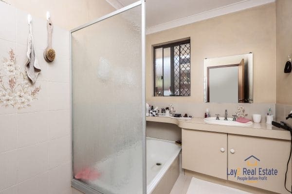 49B Havenvale Crescent, Dianella. FIRST HOMEBUYER SPECIAL Affordable three bedroom duplex half with two living areas. - Image 8