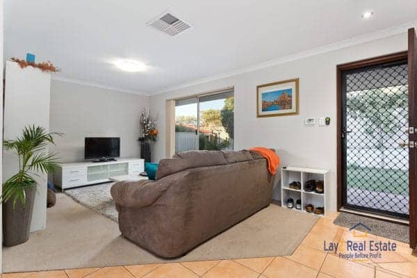 36C Kitchener Avenue, Bayswater 6053. Spacious first home right here! - Image 5