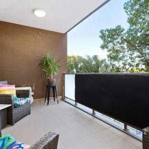 Alternative view of 4/288 Lord Street, Highgate 6003. Hollywood style at an affordable price.