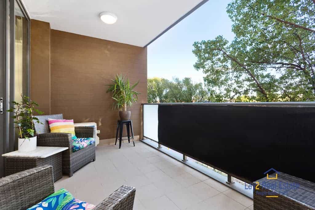 4/288 Lord Street, Highgate 6003. Hollywood style at an affordable price. - Image 2