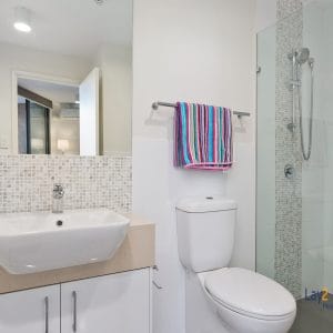 4/288 Lord Street, Highgate 6003. Hollywood style at an affordable price. - Image 4