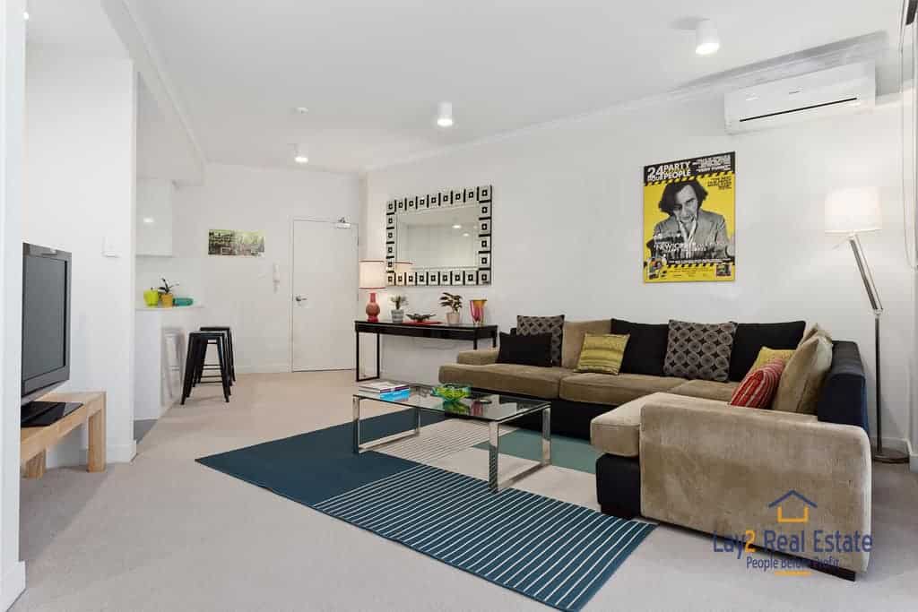 4/288 Lord Street, Highgate 6003. Hollywood style at an affordable price. - Image 9