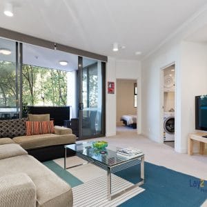 4/288 Lord Street, Highgate 6003. Hollywood style at an affordable price. - Image 5