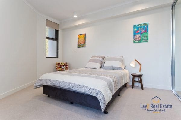 4/288 Lord Street, Highgate 6003. Hollywood style at an affordable price. - Image 10