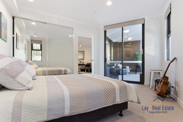 4/288 Lord Street, Highgate 6003. Hollywood style at an affordable price. - Image 11