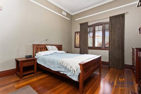 79 Garratt Rd, Bayswater. Fully Renovated + Extended 1920's Brick Home - Image 5