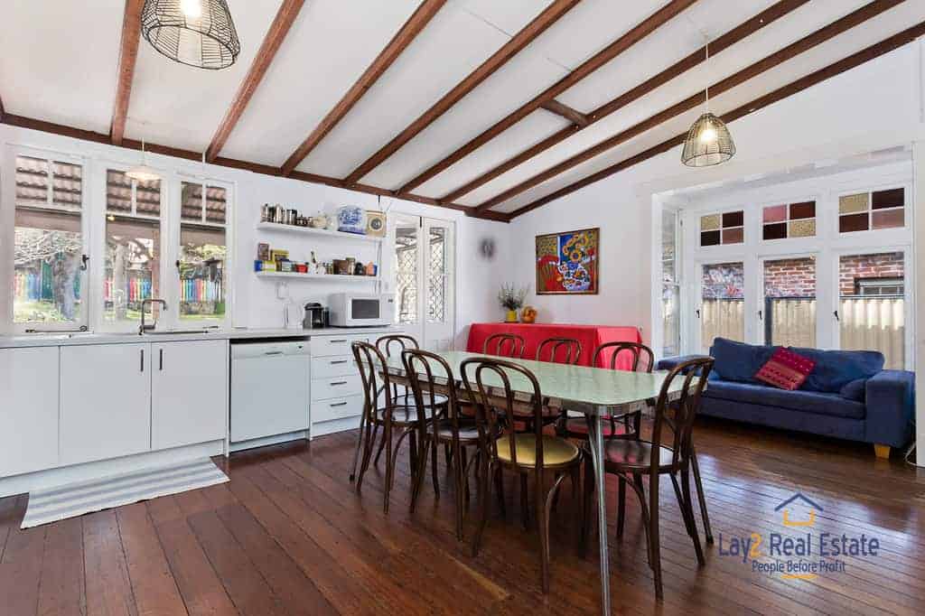 45 Grosvenor Road, Bayswater. Circa 1921 Brick home on 765sqm block. - Image 5