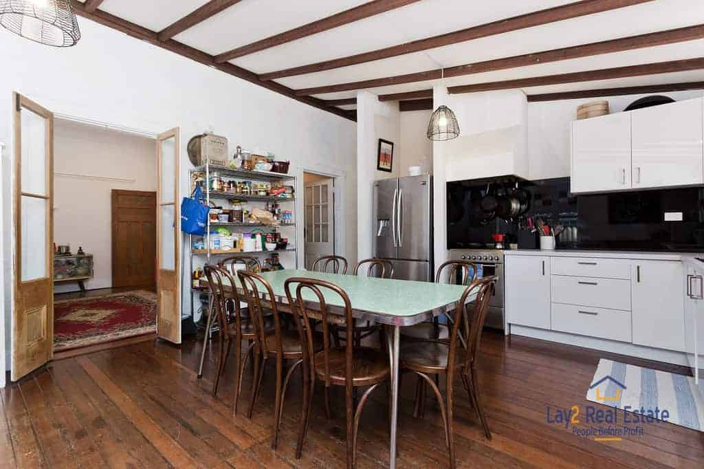 45 Grosvenor Road, Bayswater. Circa 1921 Brick home on 765sqm block. - Image 3