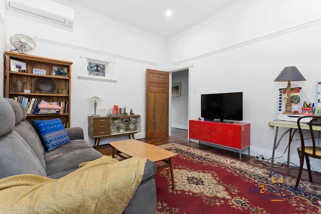 45 Grosvenor Road, Bayswater. Circa 1921 Brick home on 765sqm block. - Image 12