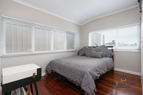 Bedroom Picture