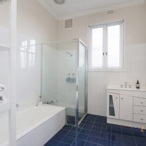 Bathroom picture