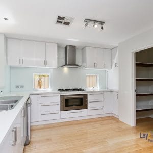 20 Jacqueline Street, Bayswater. Huge 290sqm Modern Home on 1094sqm block - Image 8