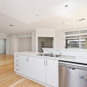 20 Jacqueline Street, Bayswater. Huge 290sqm Modern Home on 1094sqm block - Image 10