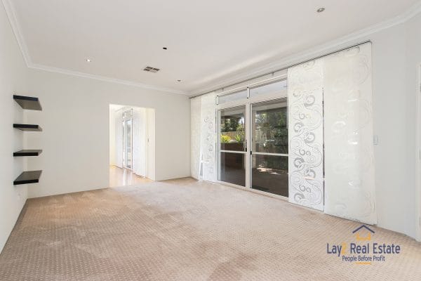 20 Jacqueline Street, Bayswater. Huge 290sqm Modern Home on 1094sqm block - Image 21
