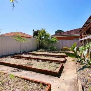 20 Jacqueline Street, Bayswater. Huge 290sqm Modern Home on 1094sqm block - Image 27