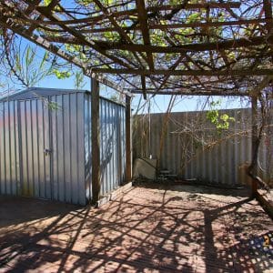 20 Jacqueline Street, Bayswater. Huge 290sqm Modern Home on 1094sqm block - Image 28