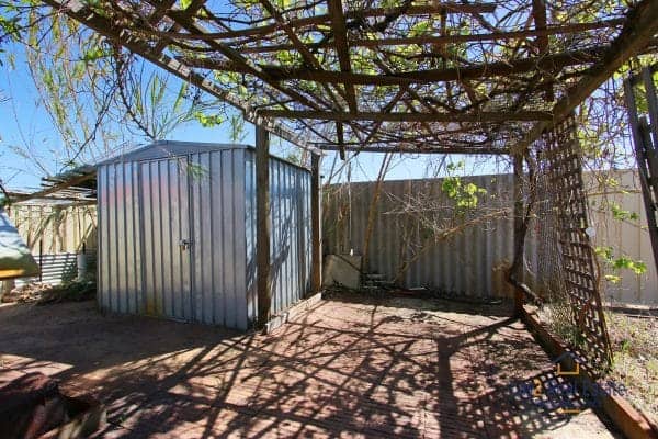 20 Jacqueline Street, Bayswater. Huge 290sqm Modern Home on 1094sqm block - Image 28