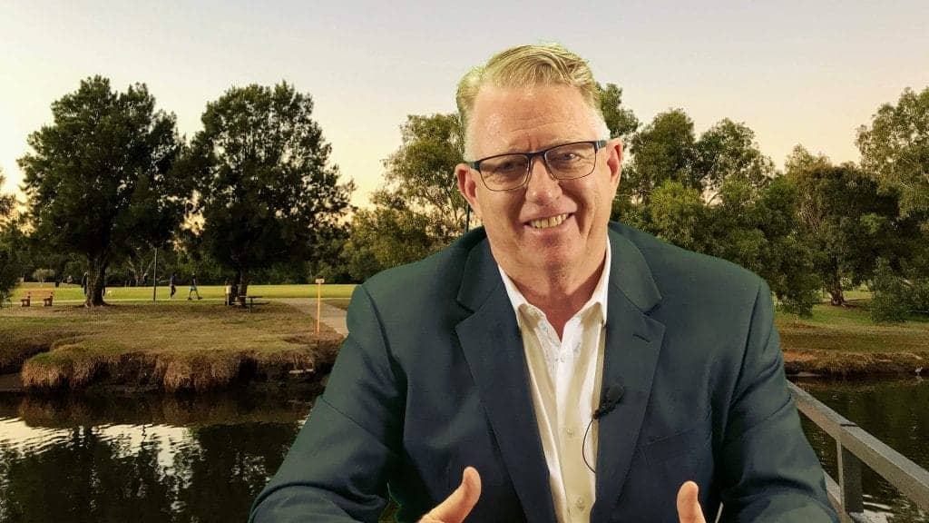 Steve Lay giving Real Estate Analysis