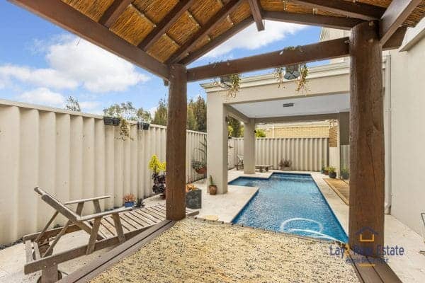 19 Sopwith Elbow, MAYLANDS. Spacious Modern Luxury Home - Image 26