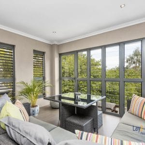 19 Sopwith Elbow, MAYLANDS. Spacious Modern Luxury Home - Image 15