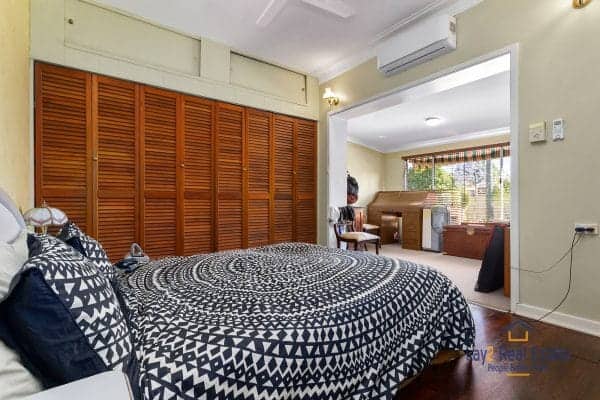 3 Constance St, Bayswater WA 6053. Huge 1091sqm block with comfortable home. Opportunity knocking. - Image 10