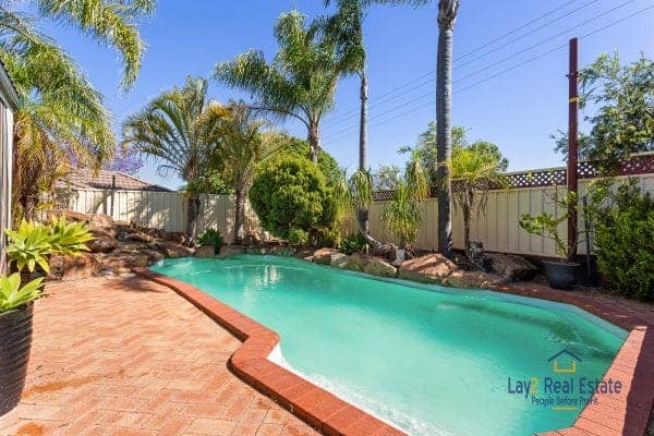 3 Constance St, Bayswater WA 6053. Huge 1091sqm block with comfortable home. Opportunity knocking. - Image 2