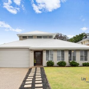 Quiet Bayswater Border Location, Modern 4 x 2 Home.