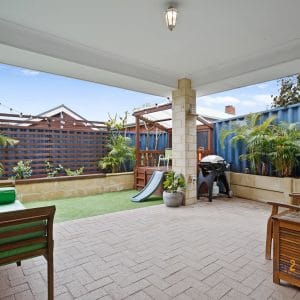 Quiet Bayswater Border Location, Modern 4 x 2 Home. - Image 15