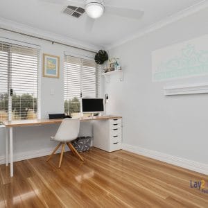 Quiet Bayswater Border Location, Modern 4 x 2 Home. - Image 14