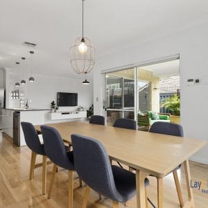 Quiet Bayswater Border Location, Modern 4 x 2 Home. - Image 6